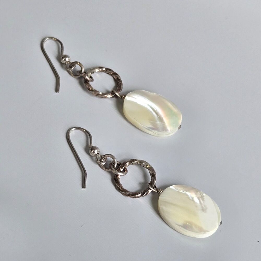 Vintage 925 Sterling Silver Mother of Pearl Oval Shell Dangle Earrings MOP Boho